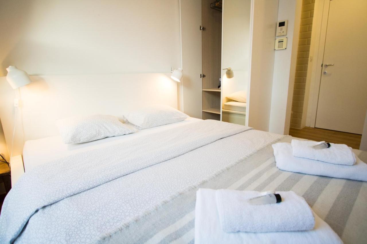 בריסל Charming Apartments Near Avenue Louise מראה חיצוני תמונה