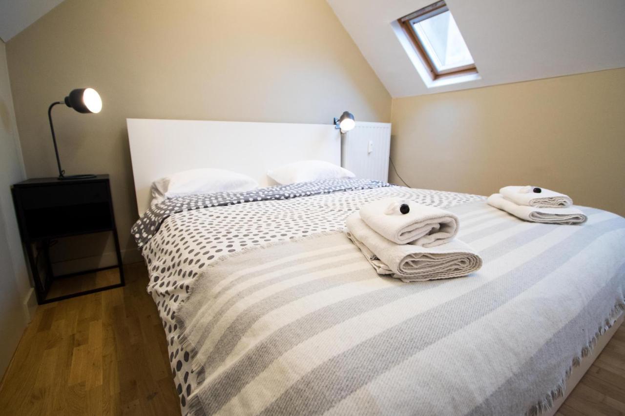 בריסל Charming Apartments Near Avenue Louise מראה חיצוני תמונה