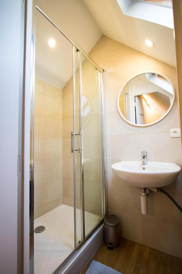 בריסל Charming Apartments Near Avenue Louise מראה חיצוני תמונה