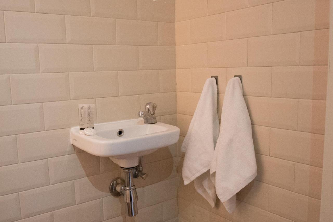 בריסל Charming Apartments Near Avenue Louise מראה חיצוני תמונה